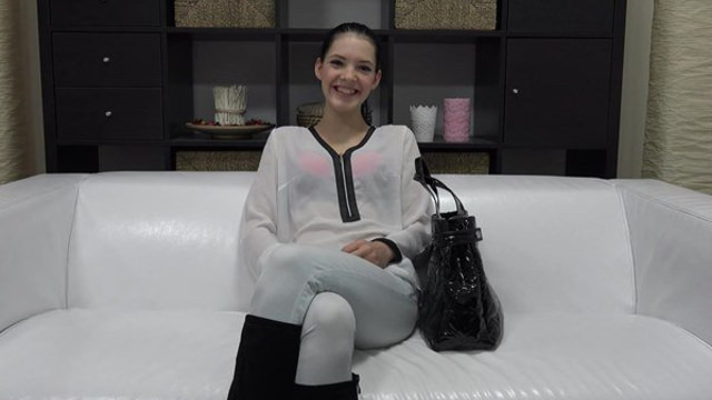 Порно с студенткой первого курса на секс кастинге для взрослых