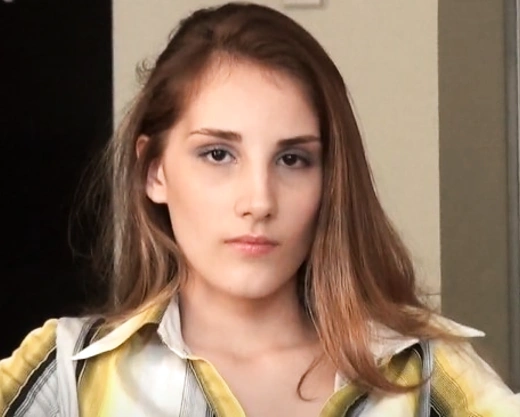 Смотреть порно: Культурная девушка из Будапешта показала Вудману как нужно трахаться