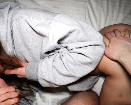 Смотреть порно: Вечерний секс после работы с молодой женой с окончанием в киску, разве что то может быть лучше?