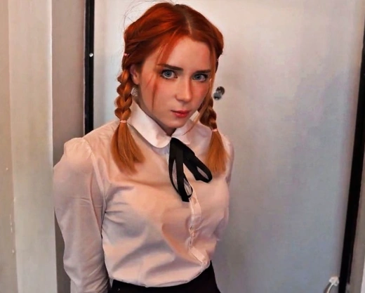 Смотреть порно: Евгений Александрович, не пожалел русскую студентку, а только трахнул