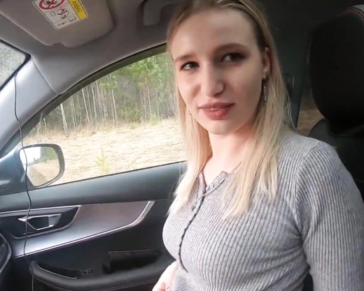 Смотреть порно: Парню хотелось секса на природе, а девушке в машине