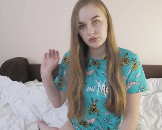 Смотреть порно: Я так возбуждена и не знаю, то делать со своим вибратором