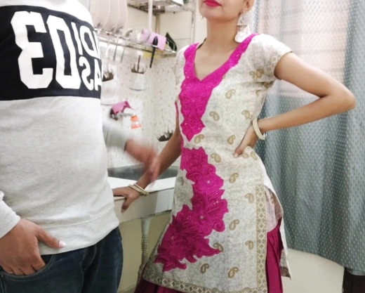 Смотреть порно: Сестра жены согласилась трахнуться на кухне для домашнего порно - еще один раз