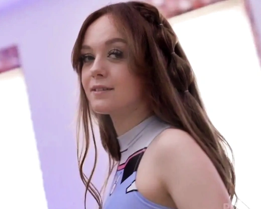 Смотреть порно: Эта девушка любит реально хорошо потрахаться в анал - с оргазмом