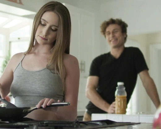 Смотреть порно: Моя сестра хочет секса не меньше чем я