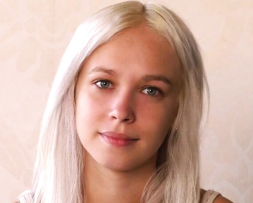 Смотреть порно: Блондинка из Краснодара проходит порно кастинг с Пьером Вудманом