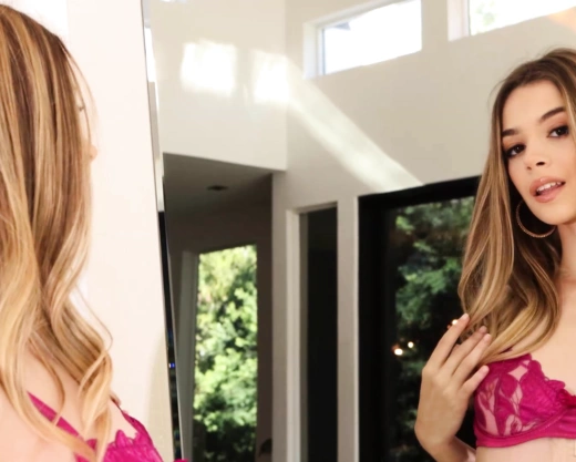 Смотреть порно: Супер секс с невероятной милашкой Молли